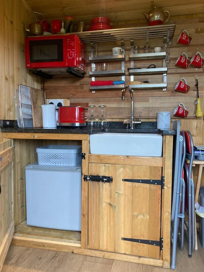 The Shepherd's Hut With Cosy Logburner Apartment *